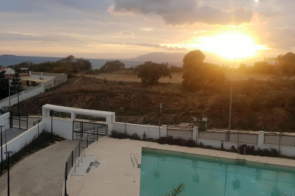 Apartamento Atico Con Piscina, Golf, Vistas Al Mar Torre de Benagalbon Exterior foto