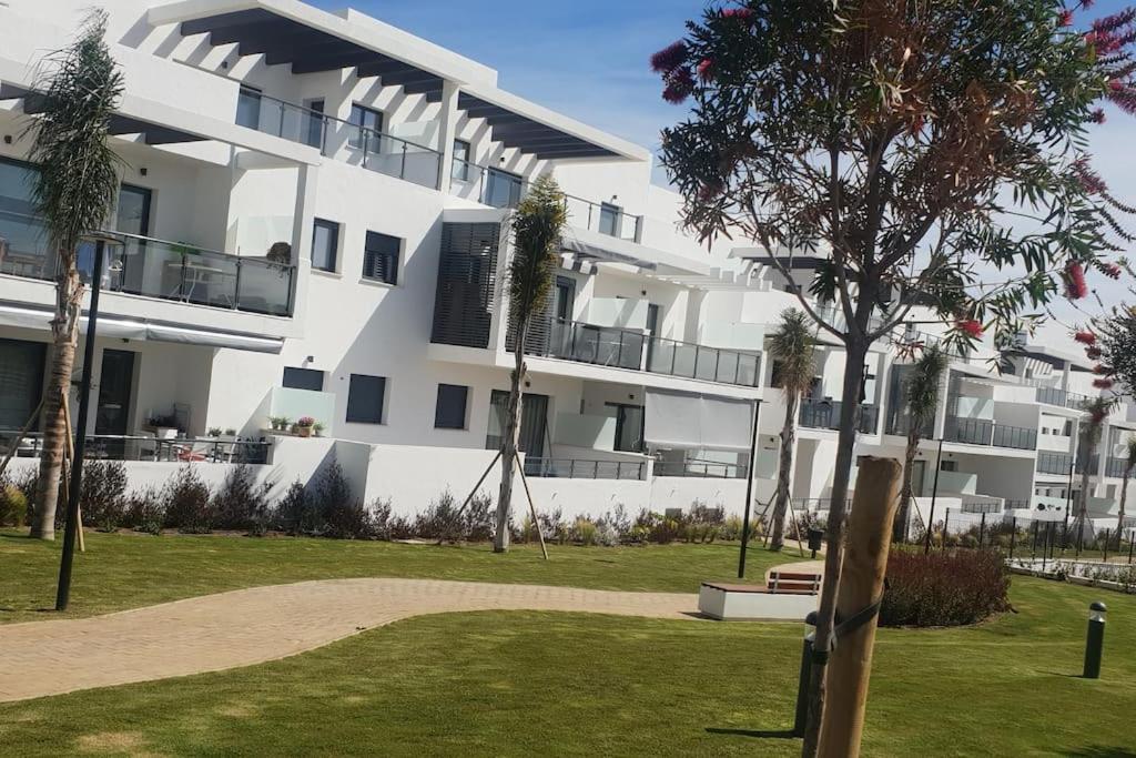 Apartamento Atico Con Piscina, Golf, Vistas Al Mar Torre de Benagalbon Exterior foto