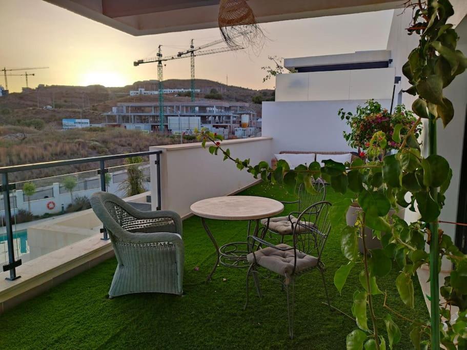 Apartamento Atico Con Piscina, Golf, Vistas Al Mar Torre de Benagalbon Exterior foto